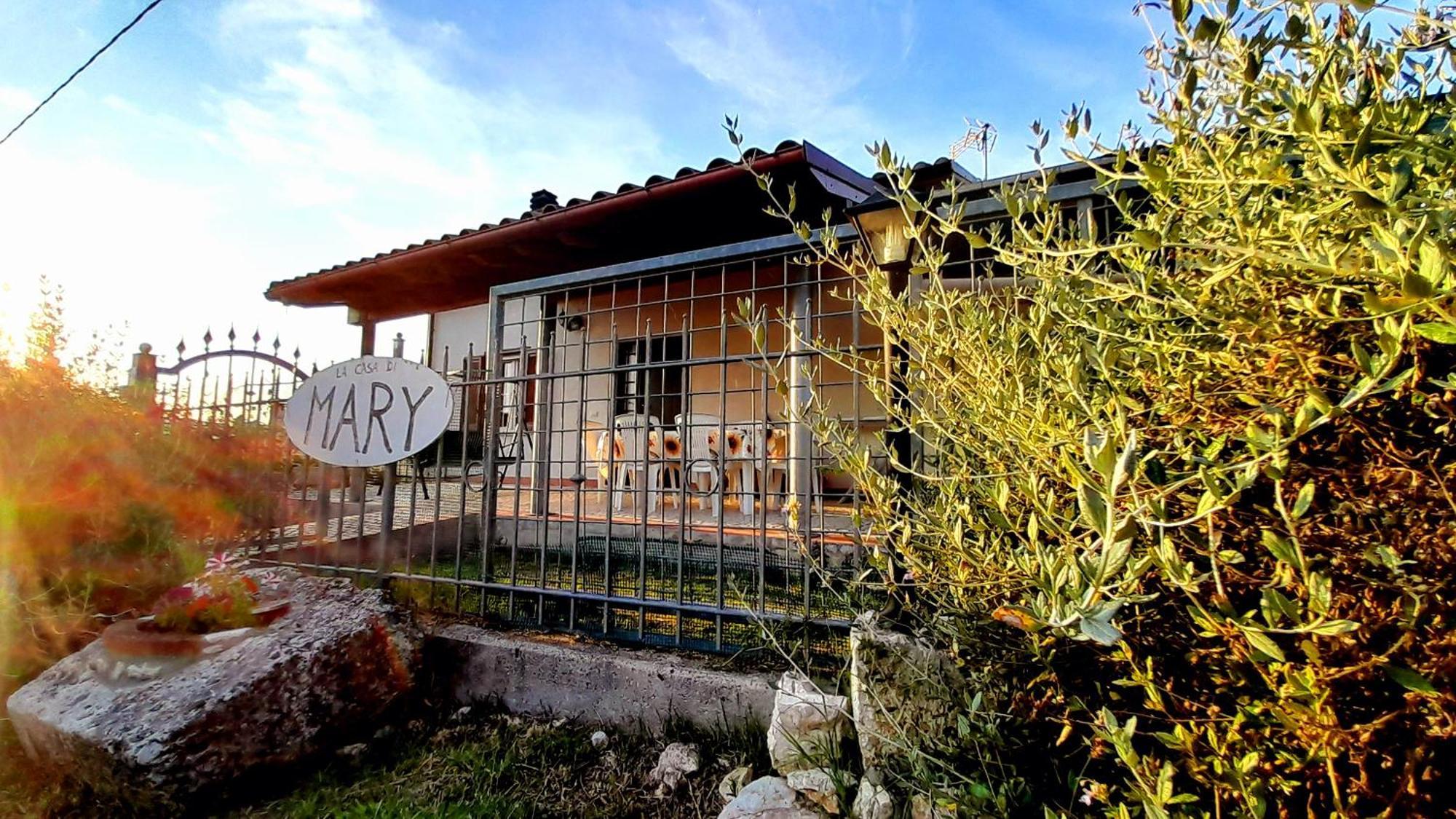 La Casa Di Mary Villa Amelia Exteriör bild