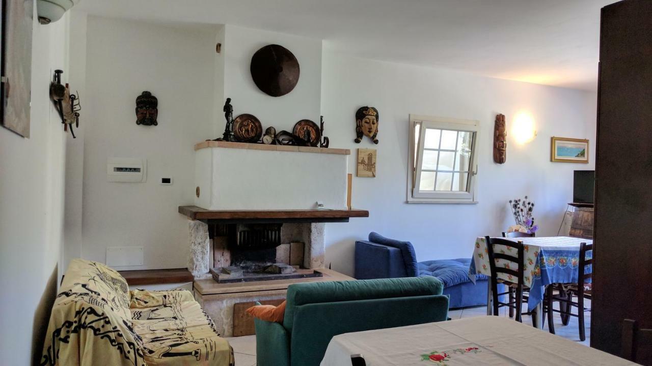 La Casa Di Mary Villa Amelia Exteriör bild